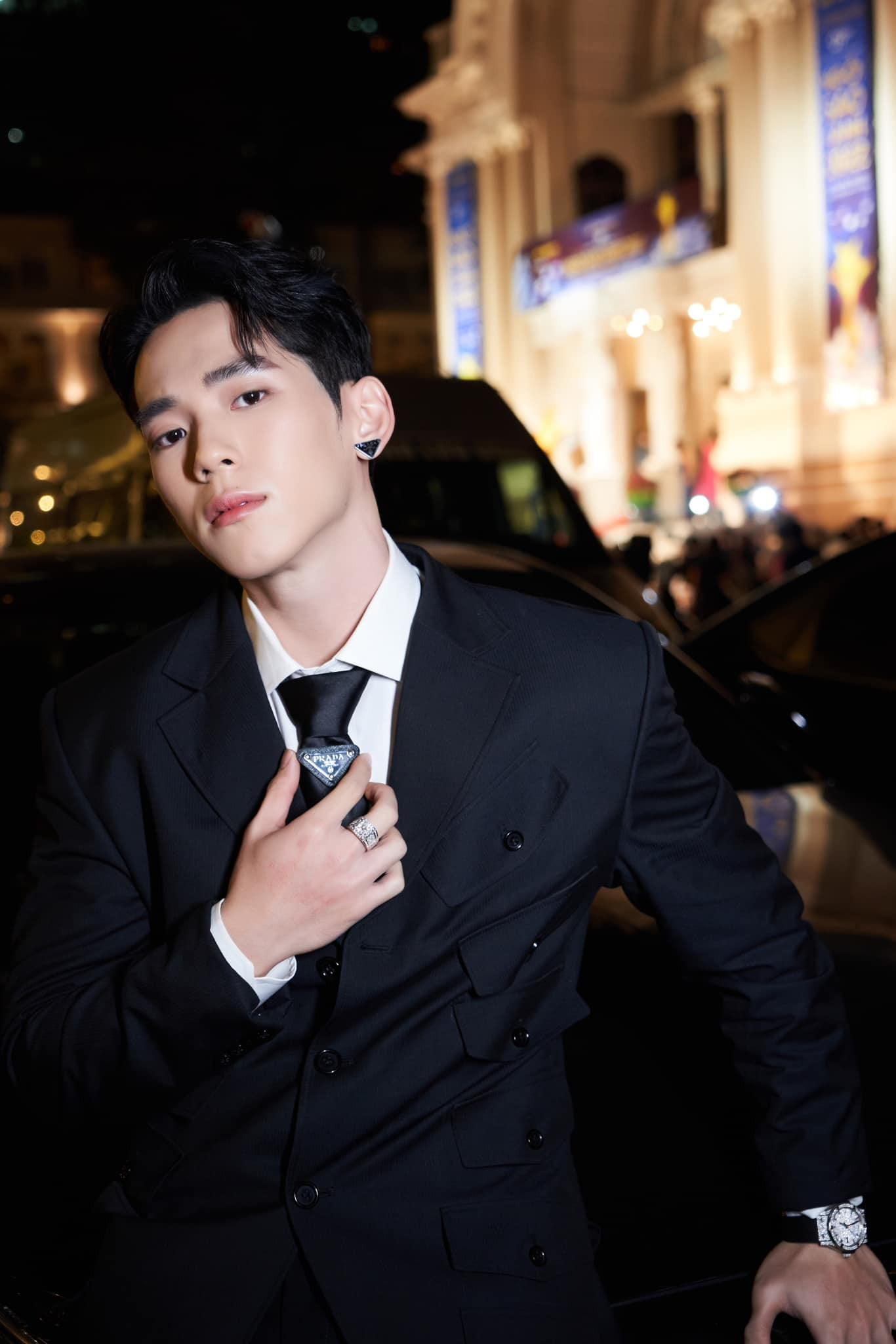 Phú Thịnh từng tham gia một số show hẹn hò như Tỏ Tình Hoàn Mỹ, Người Ấy Là Ai Phú Thịnh từng tham gia một số show hẹn hò như Tỏ Tình Hoàn Mỹ, Người Ấy Là Ai