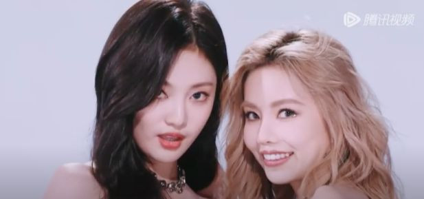 NingNing (aespa) tái hiện lại động tác của LyLy và An Kỳ.