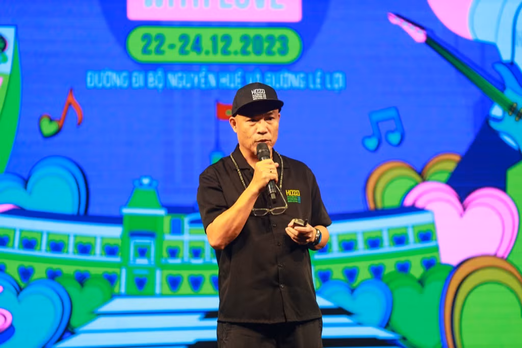 Nhạc sĩ Huy Tuấn là tổng đạo diễn của HOZO Super Fest.
