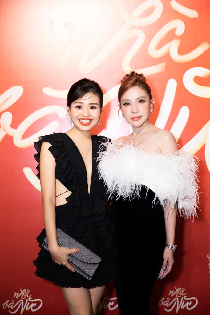 Lê Lộc đến chúc mừng Khả Như