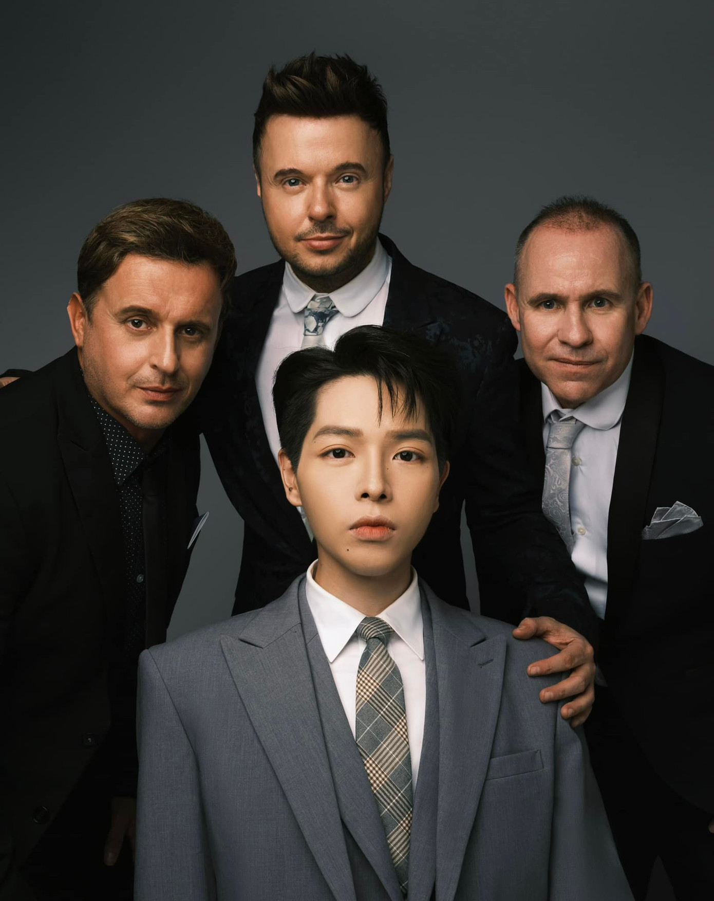 Đức Phúc và các thành viên nhóm 911 Đức Phúc và các thành viên nhóm 911