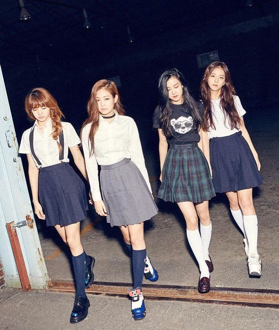 BLACKPINK chính thức ra mắt công chúng vào ngày 8/8/2016.