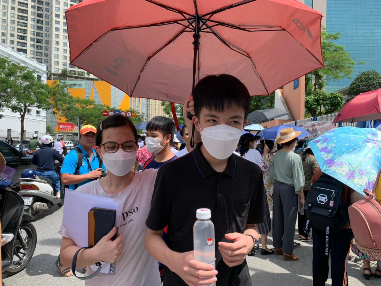 CẬP NHẬT thi lớp 10 ở Hà Nội: Kết thúc thi ngoại ngữ, tự tin đạt điểm tuyệt đối ảnh 37