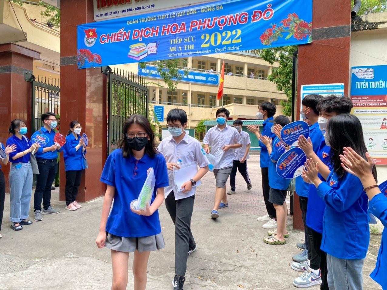 CẬP NHẬT thi lớp 10 ở Hà Nội: Kết thúc thi ngoại ngữ, tự tin đạt điểm tuyệt đối ảnh 44