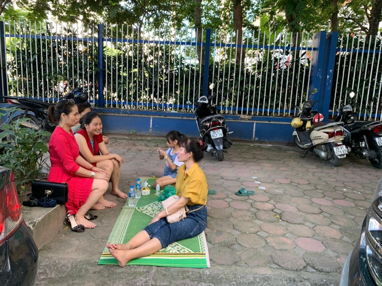 Hoàn tất thi Toán vào lớp 10: Sĩ tử reo mừng, đề thi dễ thở ảnh 19