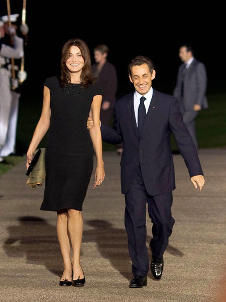 Hai vợ chồng ông bà Sarkozy - Bruni