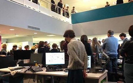 Nghi can 18 tuổi vụ thảm sát tòa soạn Pháp đầu hàng ảnh 7