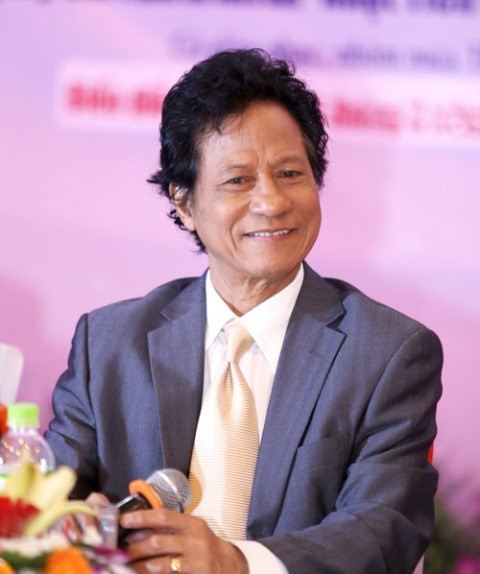 Chế Linh và những tâm sự thầm kín khi hồi hương ảnh 2