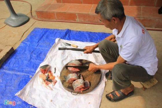 Dân làng Vũ Đại thức trắng đêm làm cá kho bán Tết ảnh 4 Dân làng Vũ Đại thức trắng đêm làm cá kho bán Tết ảnh 4