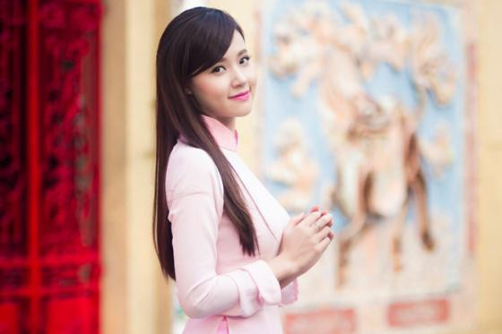 Những hot girl có nhan sắc trái khoáy với chiều cao ảnh 7