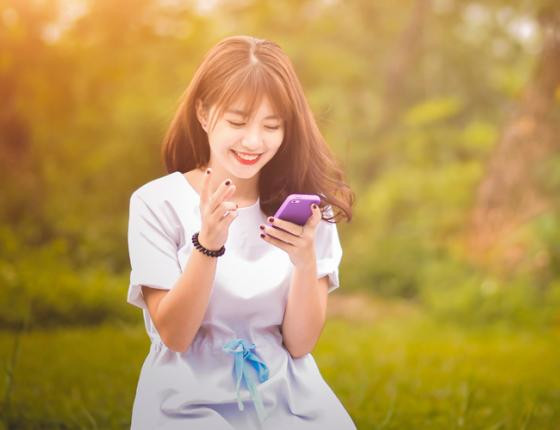 Những hot girl có nhan sắc trái khoáy với chiều cao ảnh 12