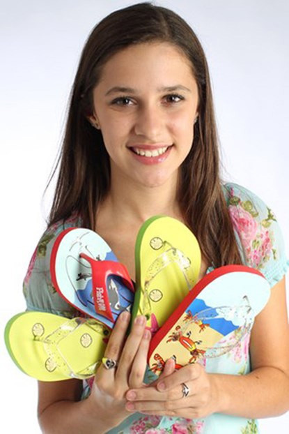 Trở thành tỷ phú tuổi 15 nhờ kinh doanh dép xỏ ngón ảnh 1