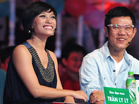 Ly Ly từng làm giảng viên Trường cao đẳng múa Việt Nam và gắn bó với múa đương đại. Ly Ly từng làm giảng viên Trường cao đẳng múa Việt Nam và gắn bó với múa đương đại