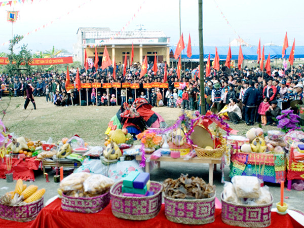 Chào xuân nơi địa đầu Tổ quốc. Ảnh: Duy Chiến