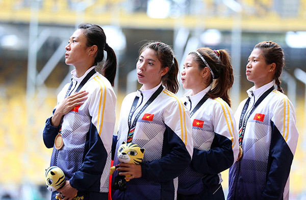 SEA Games ngày 25/8: Tuyển bóng đá nữ 'vinh quy bái tổ' ảnh 38