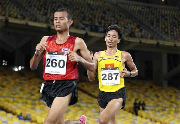 SEA Games ngày 25/8: Tuyển bóng đá nữ 'vinh quy bái tổ' ảnh 11