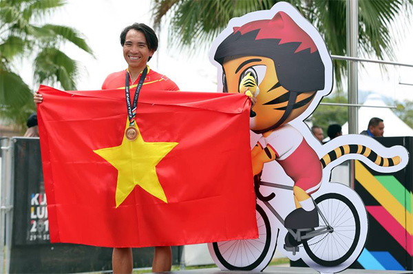 SEA Games ngày 24/8: Bóng đá nữ giành lại HCV từ tay người Thái ảnh 36