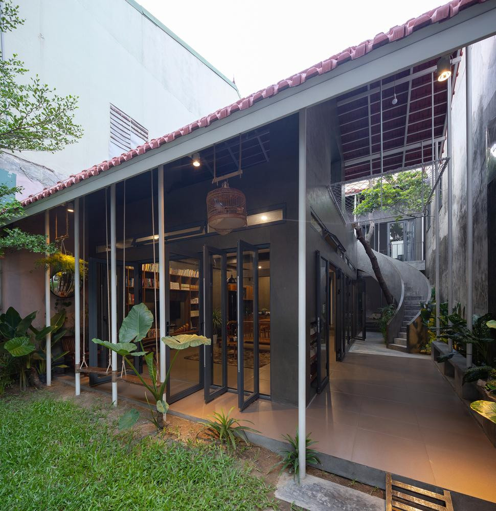 Đây cũng là nơi để trẻ em thành phố có thể tìm thấy những trải nghiệm nho nhỏ với cây cỏ, hồn nhiên chơi trò chơi thay vì đắm chìm vào màn hình điện thoại.