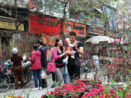 Các chuyên gia đề cao kỹ năng đối thoại cởi mở thường xuyên giữa vợ chồng. Ảnh: Ngọc Thắng. Các chuyên gia đề cao kỹ năng đối thoại cởi mở thường xuyên giữa vợ chồng. Ảnh: Ngọc Thắng