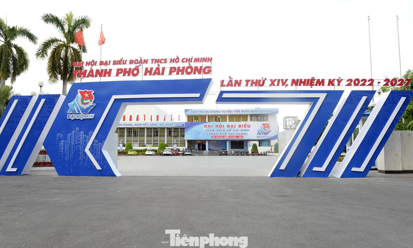 Đại hội đại biểu Đoàn TNCS Hồ Chí Minh thành phố lần thứ XIV nhiệm kỳ 2022 - 2027 là sự kiện chính trị quan trọng, khẳng định tinh thần dân chủ, đổi mới, xung kích, sáng tạo, tình nguyện của tuổi trẻ thành phố. Đại hội đánh dấu bước phát triển mới trong việc phát huy vai trò, tiềm năng, sức sáng tạo và khả năng của thế hệ trẻ tham gia góp phần xây dựng và phát triển Hải Phòng trở thành thành phố công nghiệp phát triển hiện đại, thông minh, bền vững.