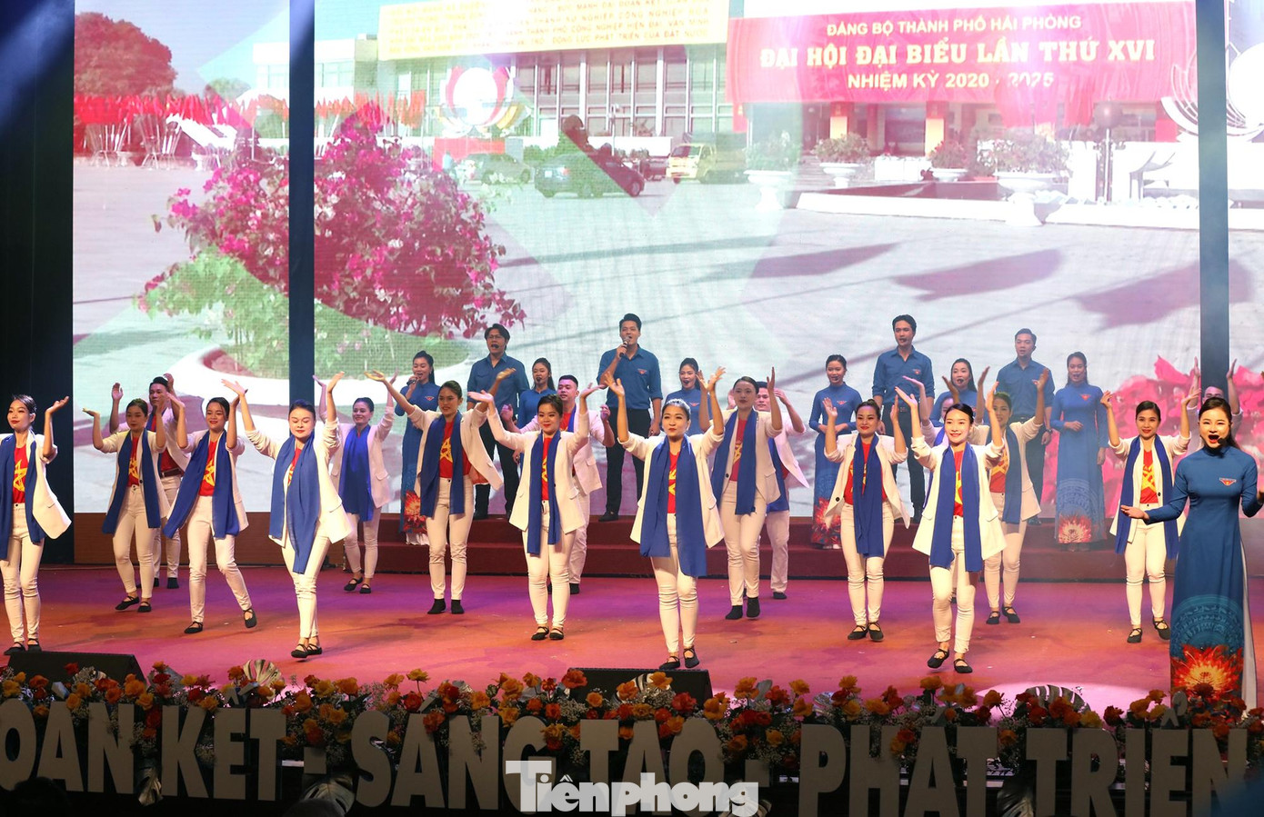 Đại hội với chủ đề "Tuổi trẻ Hải Phòng tiên phong - đoàn kết - sáng tạo - phát triển", có sự tham dự của 245 đại biểu chính thức.