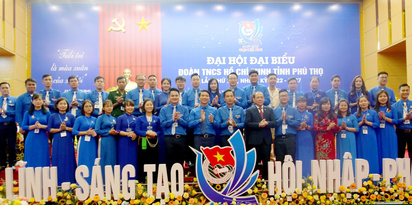 Đại hội đã bầu cử và ra mắt Ban Chấp hành Tỉnh Đoàn Phú Thọ khóa XVI nhiệm kỳ 2022 - 2027 gồm 34 ủy viên.