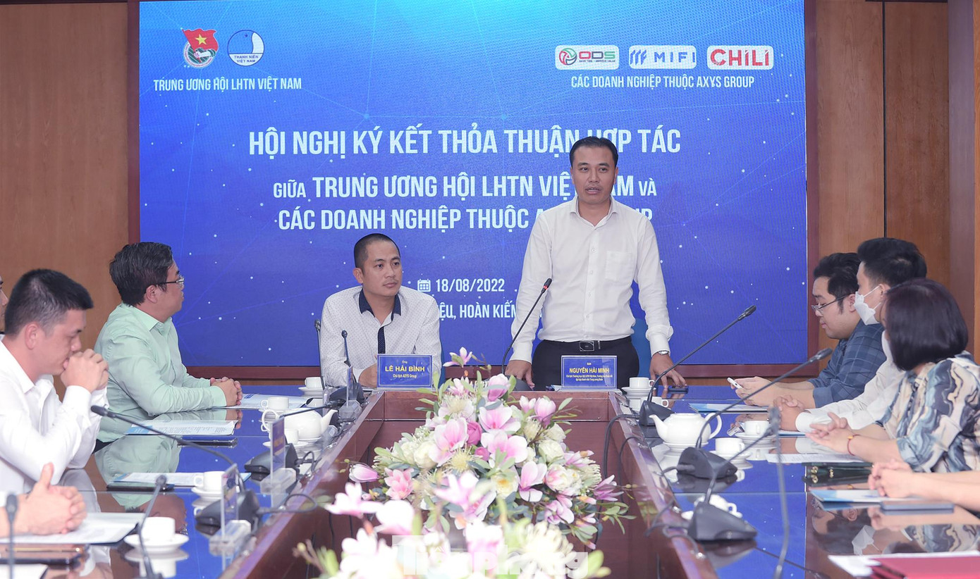 Anh Nguyễn Hải Minh phát biểu tại lễ ký kết. Ảnh: Xuân Tùng