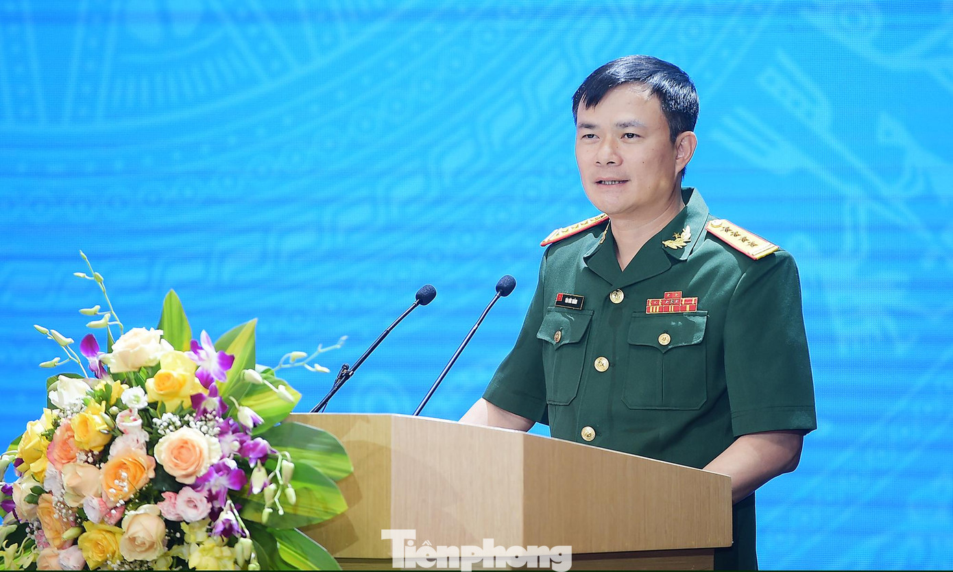 Chủ tịch kiêm Tổng Giám đốc Viettel Tào Đức Thắng phát biểu chỉ đạo tại Đại hội. Ảnh: Xuân Tùng