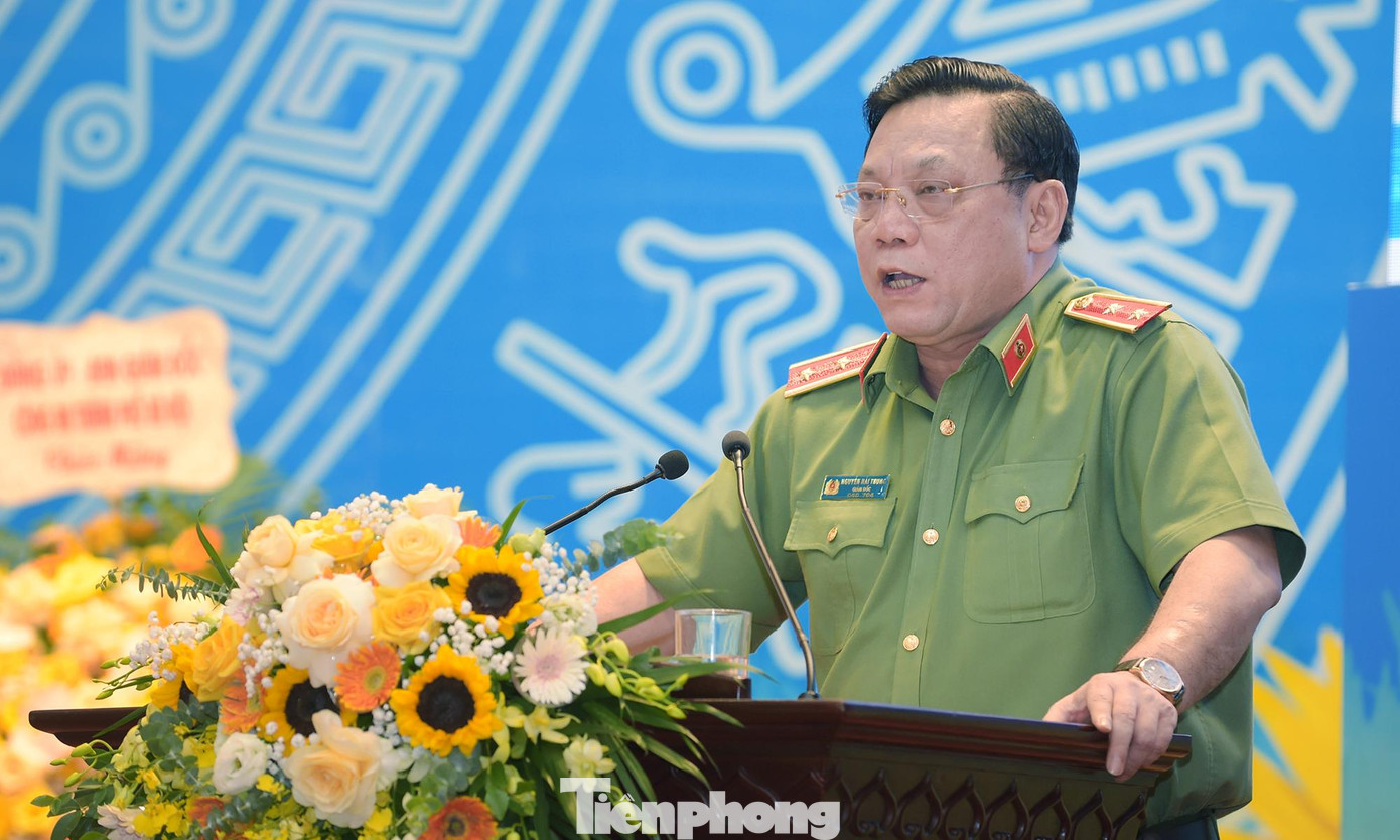 Trung tướng Nguyễn Hải Trung phát biểu chỉ đạo tại Đại hội. Ảnh: Xuân Tùng