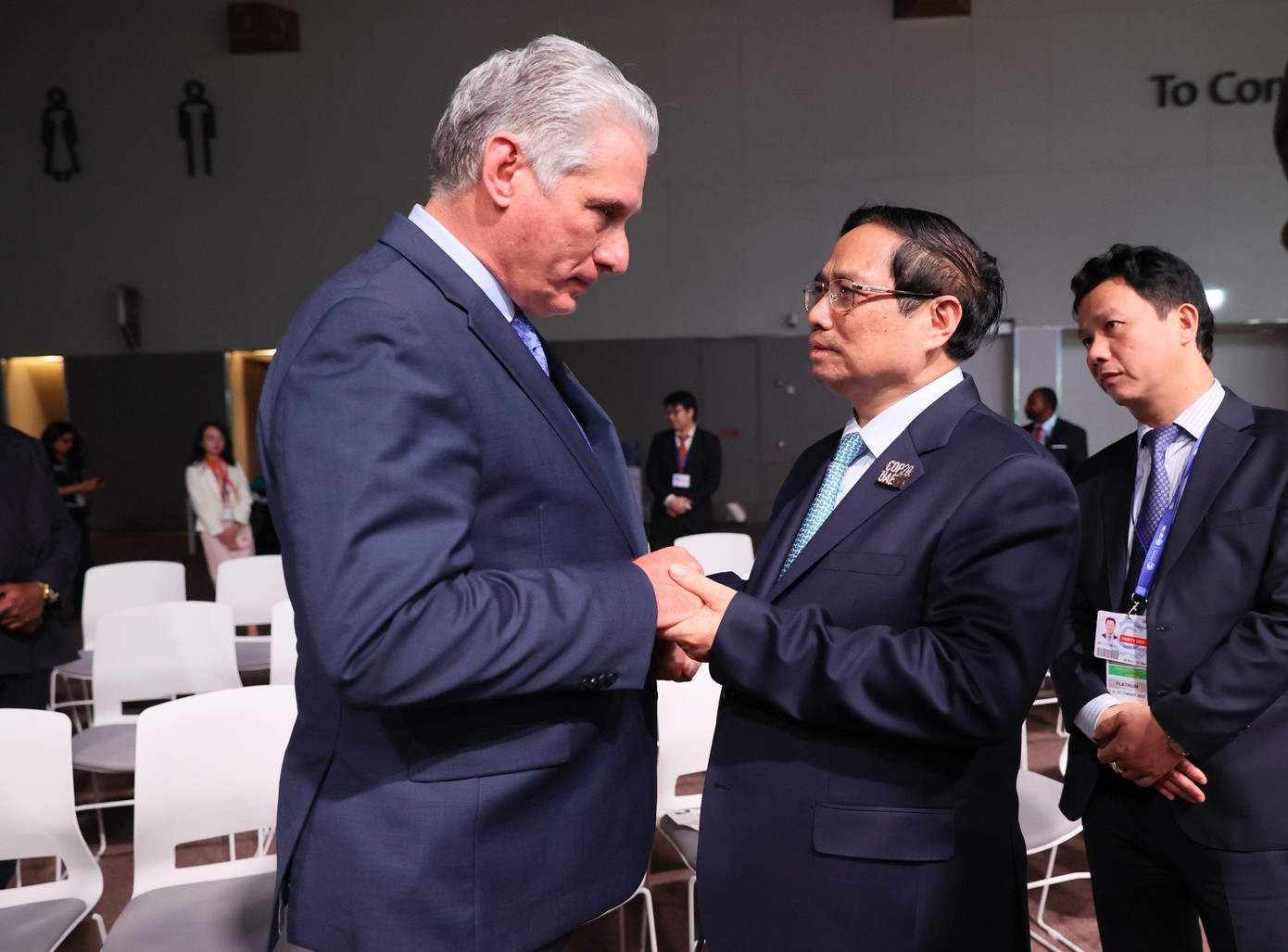 Thủ tướng Phạm Minh Chính gặp Chủ tịch nước Cộng hòa Cuba Miguel Díaz-Canel.