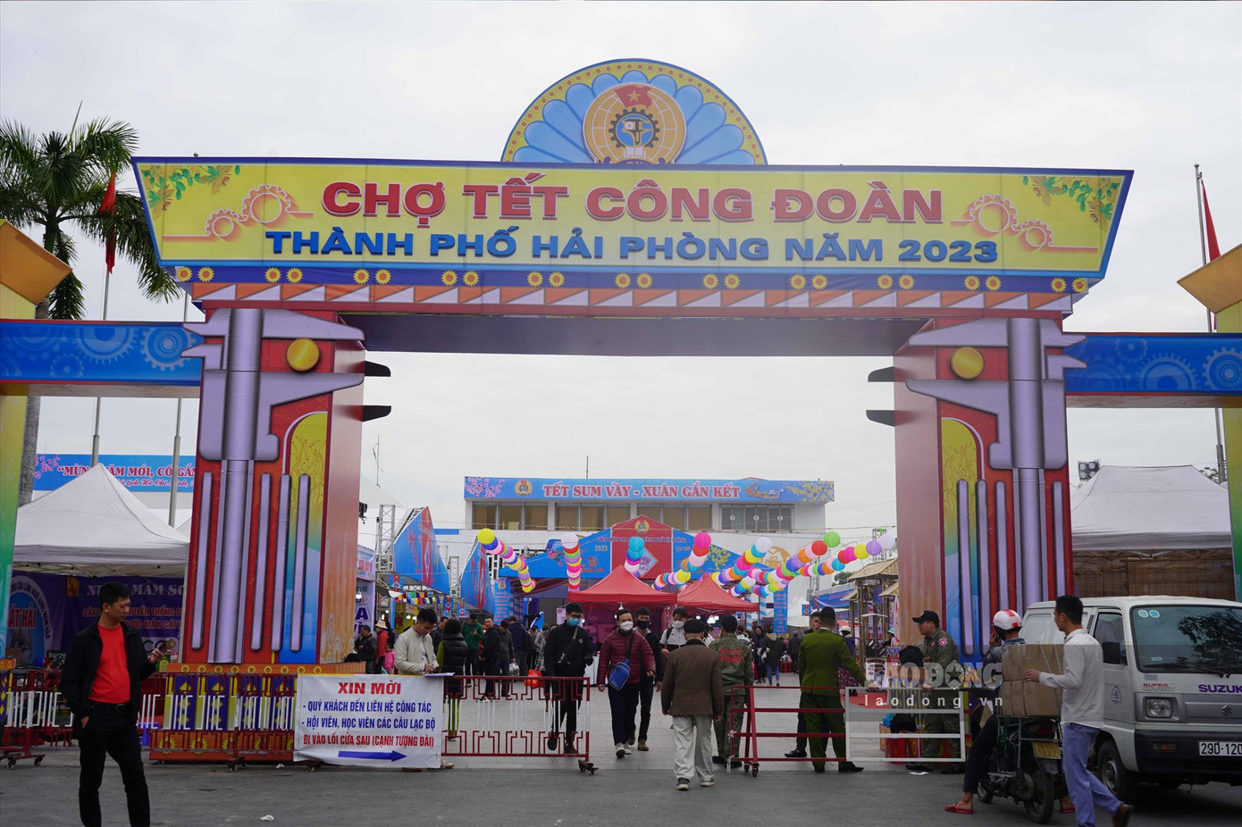 Công đoàn các cấp cũng sẽ tổ chức "Chợ Tết Công đoàn" với nhiều gian hàng 0 đồng để hỗ trợ công nhân, người lao động.