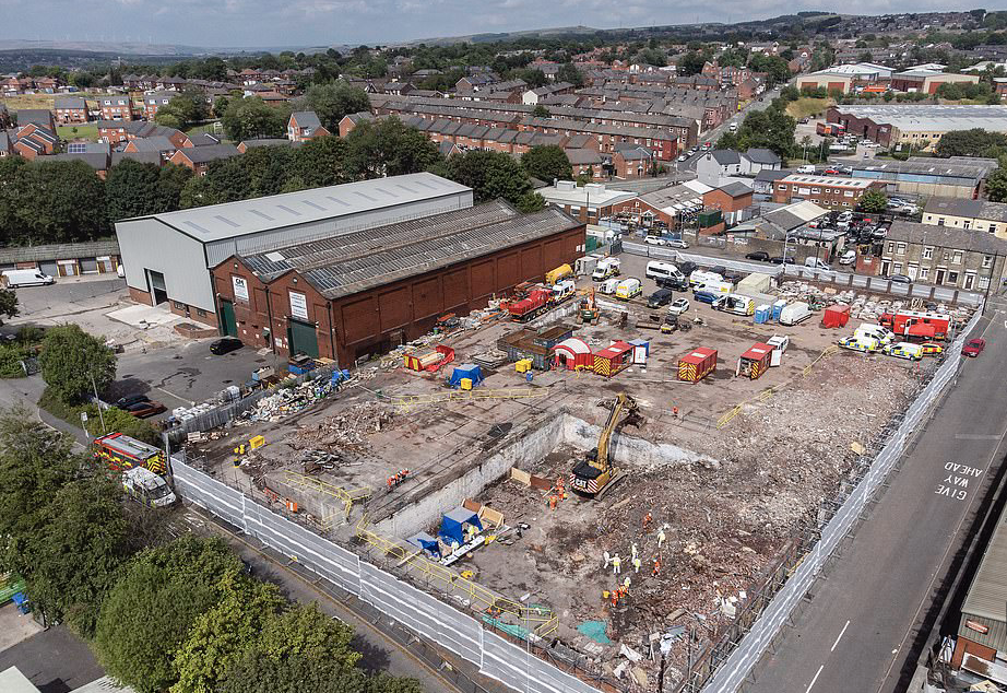 Khu nhà máy bỏ hoang nơi xảy ra vụ hoả hoạn ngày 7/5. (Ảnh: Daily Mail) Khu nhà máy bỏ hoang nơi xảy ra vụ hoả hoạn ngày 7/5. (Ảnh: Daily Mail)