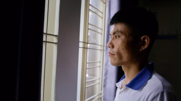Lu Xiangri bị bán cho một tập đoàn lừa đảo qua mạng. (Ảnh: Al Jazeera) Lu Xiangri bị bán cho một tập đoàn lừa đảo qua mạng. (Ảnh: Al Jazeera)