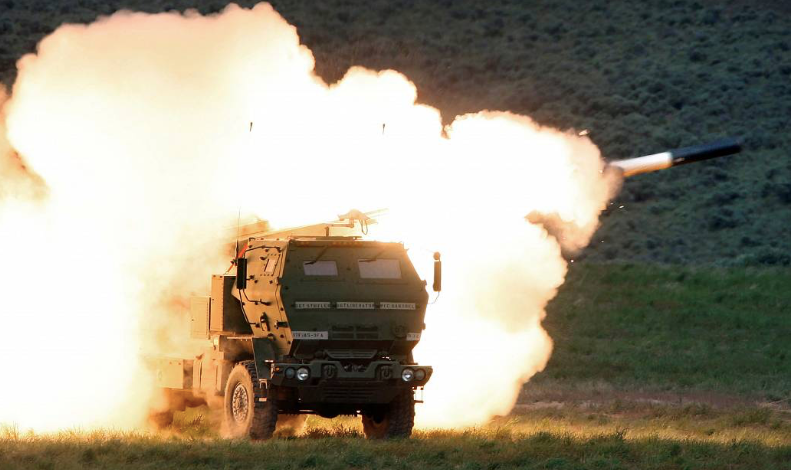 Ukraine tuyên bố đủ khả năng tấn công vào mọi vùng đất mà Nga đang kiểm soát Ukraine tuyên bố đủ khả năng tấn công vào mọi vùng đất mà Nga đang kiểm soát