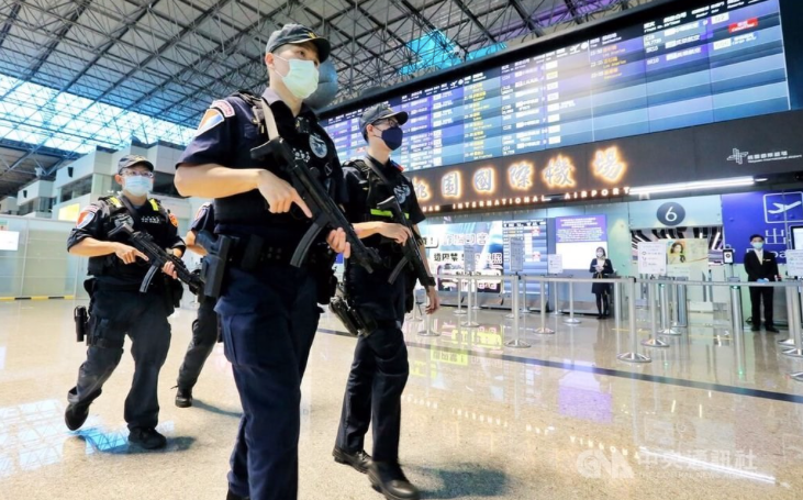 An ninh được tăng cường ở sân bay Đào Viên. (Ảnh: CNA)