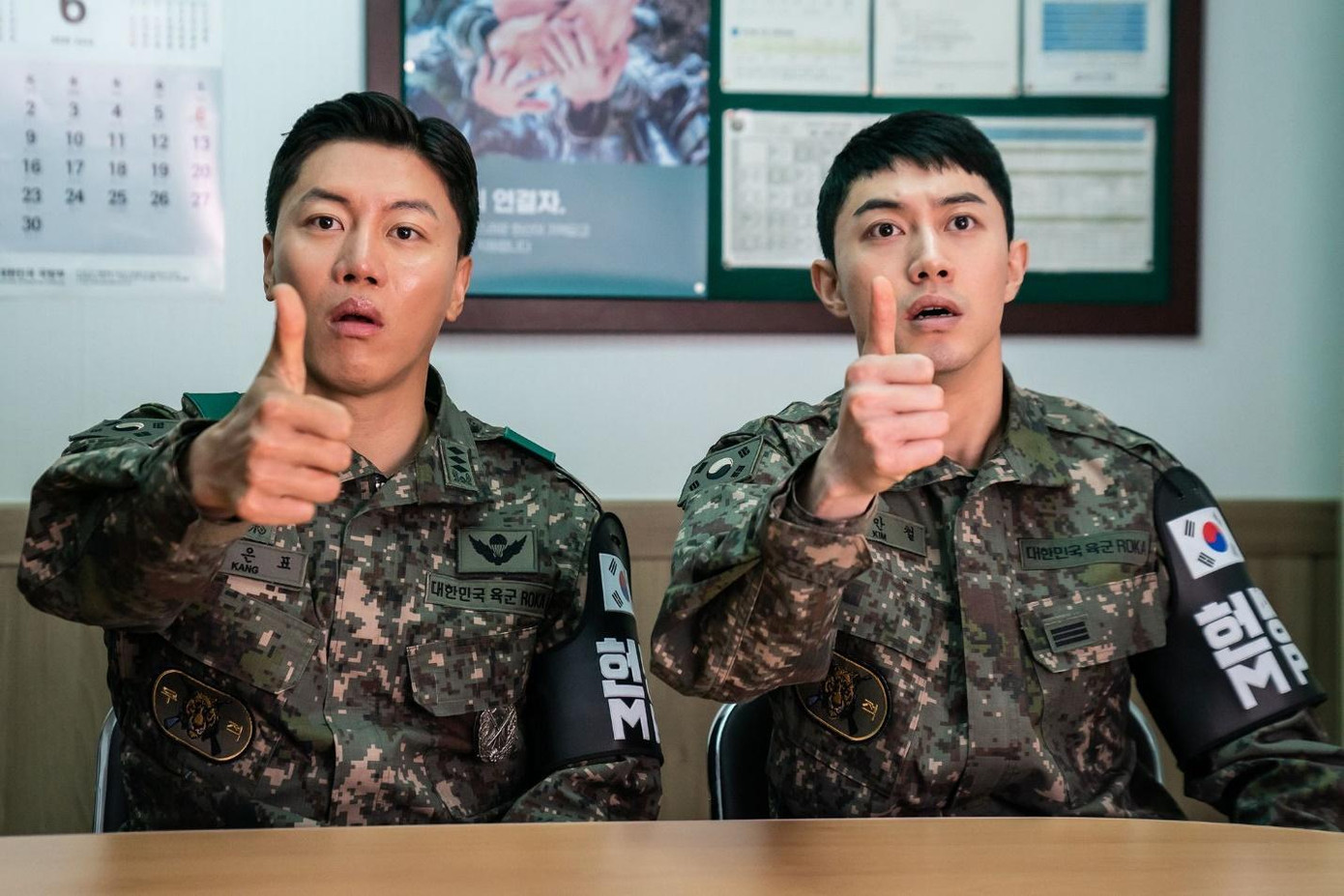 Hình ảnh lính Triều Tiên trong phim bị cường điệu hóa nhưng duyên dáng, không quá phản cảm.