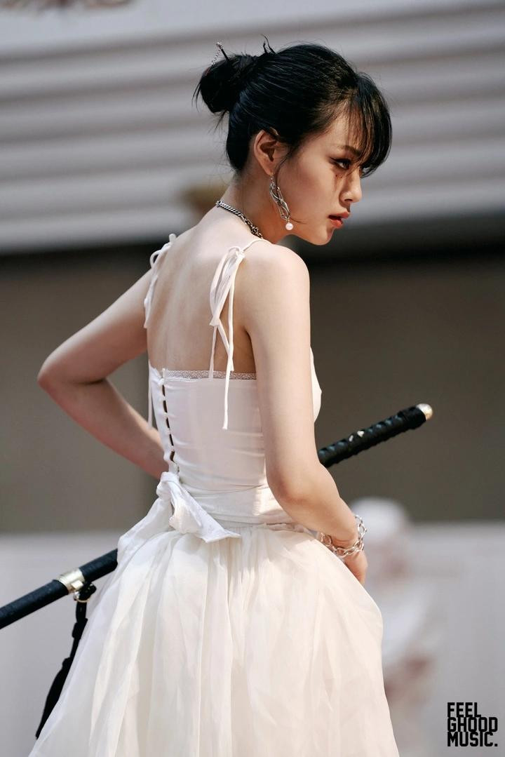 Bibi sinh năm 1998, gia nhập công ty giải trí Feel Ghood Music vào năm 2017. Ảnh: Newsis. Bibi sinh năm 1998, gia nhập công ty giải trí Feel Ghood Music vào năm 2017. Ảnh: Newsis.