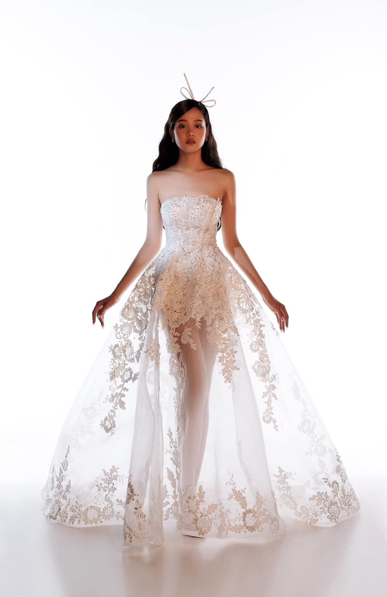 Chia sẻ với PV Tiền Phong, Thanh Thủy cho biết cô là fan ruột Kpop với thần tượng là Lisa (BlackPink). Vì thế, từ kiểu tóc, cách ăn mặc, tạo dáng của Thanh Thủy đều ảnh hưởng một phần từ Lisa.