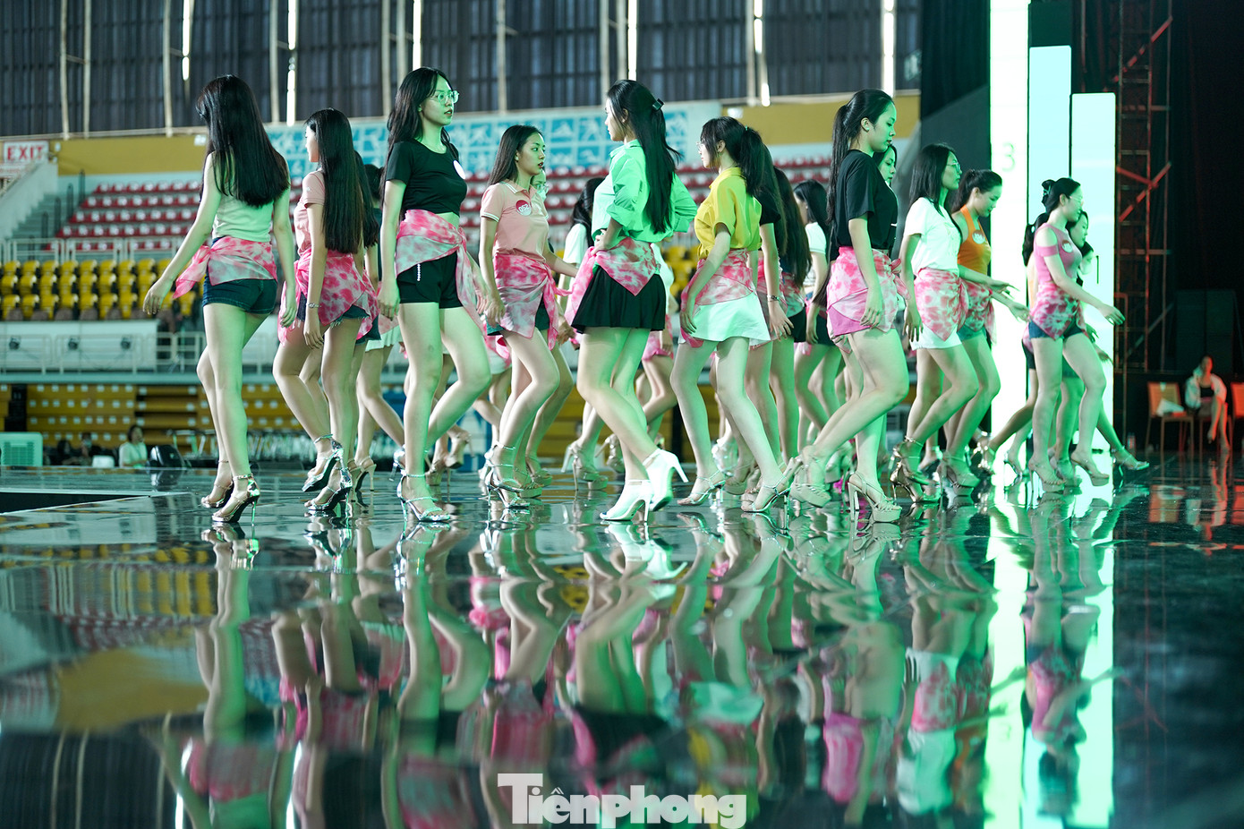 Tối 23/12, 35 cô gái sẽ bước vào đêm Chung kết Hoa hậu Việt Nam 2022 được tổ chức tại Nhà thi đấu Phú Thọ (TP.HCM).