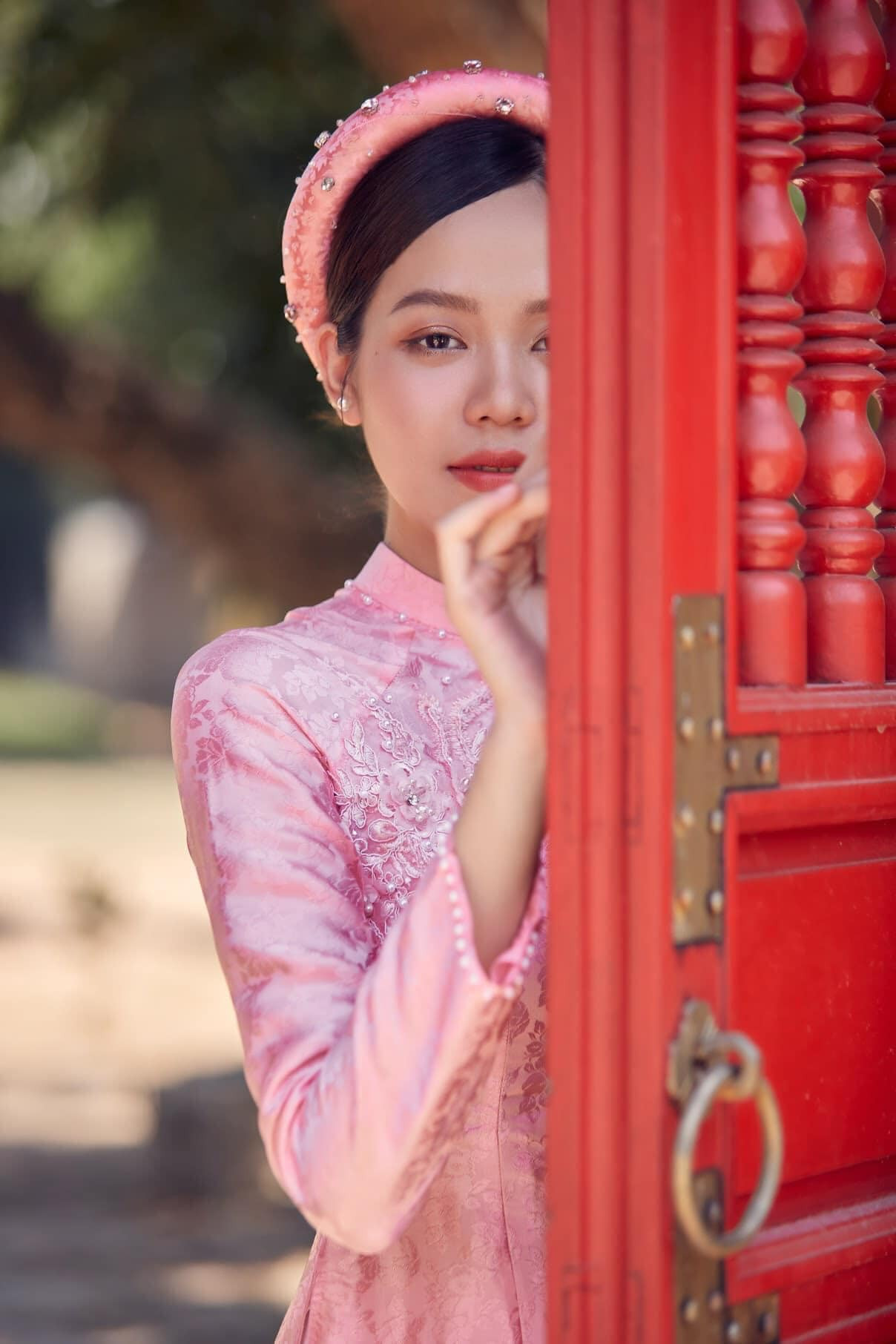 Huỳnh Thị Thanh Thủy giành ngôi vị cao nhất trong cuộc thi Hoa hậu Việt Nam 2022. Người đẹp quê Đà Nẵng vượt qua 34 thí sinh còn lại để trở thành đương kim Hoa hậu Việt Nam. Thanh Thủy là cô gái cá tính, mạnh mẽ, thông minh, sắc sảo và không kém hài hước - theo nhận xét của số đông thí sinh.