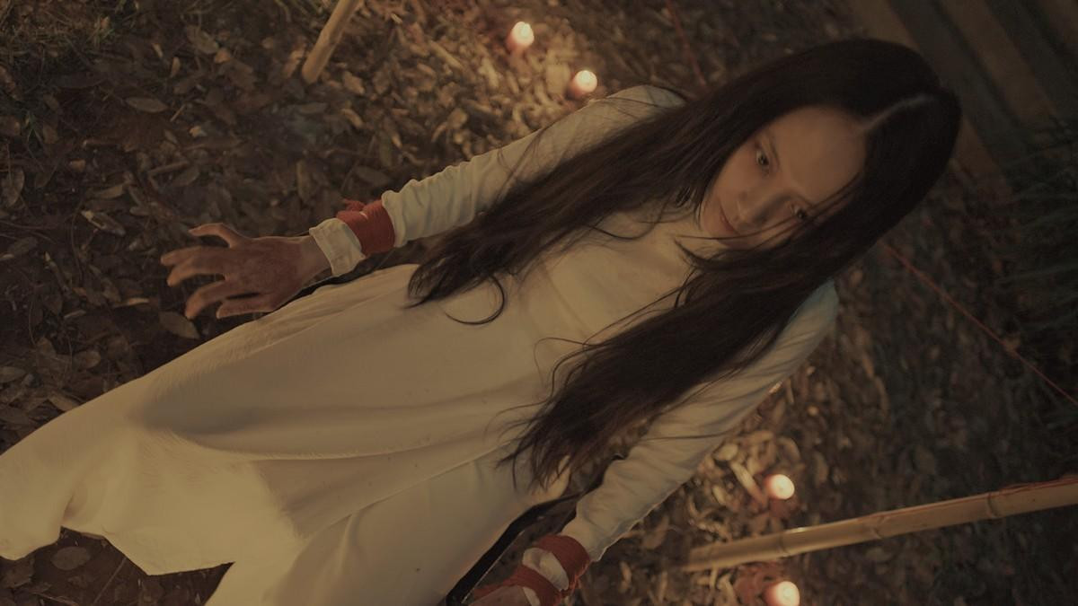 Phim có một số cảnh quay không phù hợp với người xem dưới 16 tuổi.