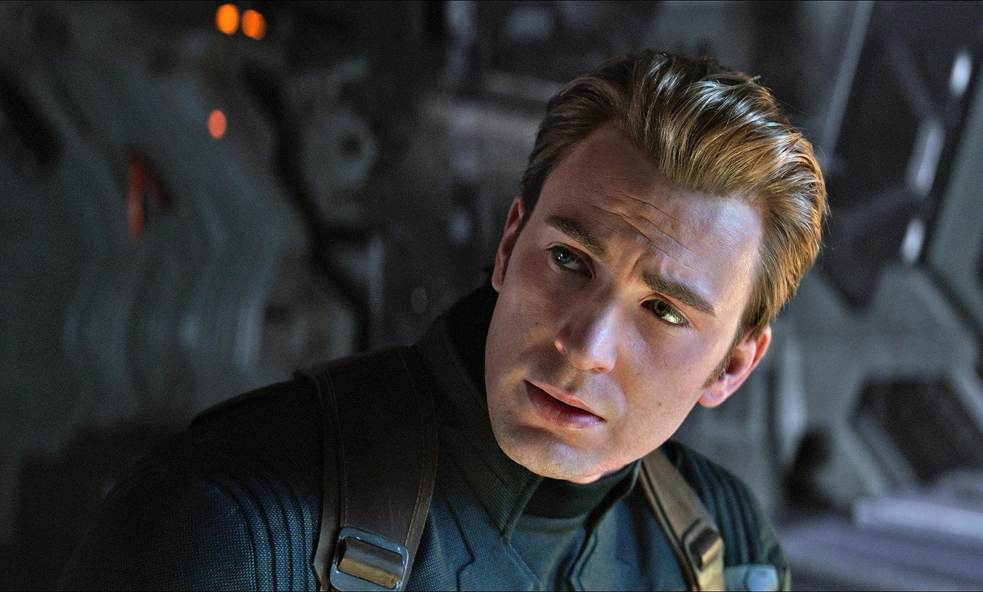 Sớm nhận ra đam mê với diễn xuất, Chris Evans chủ động tìm kiếm cơ hội từ khi còn nhỏ. Sau khi tốt nghiệp trung học, nam diễn viên chủ động tìm đến văn phòng tuyển dụng diễn viên để chinh phục ước mơ.
