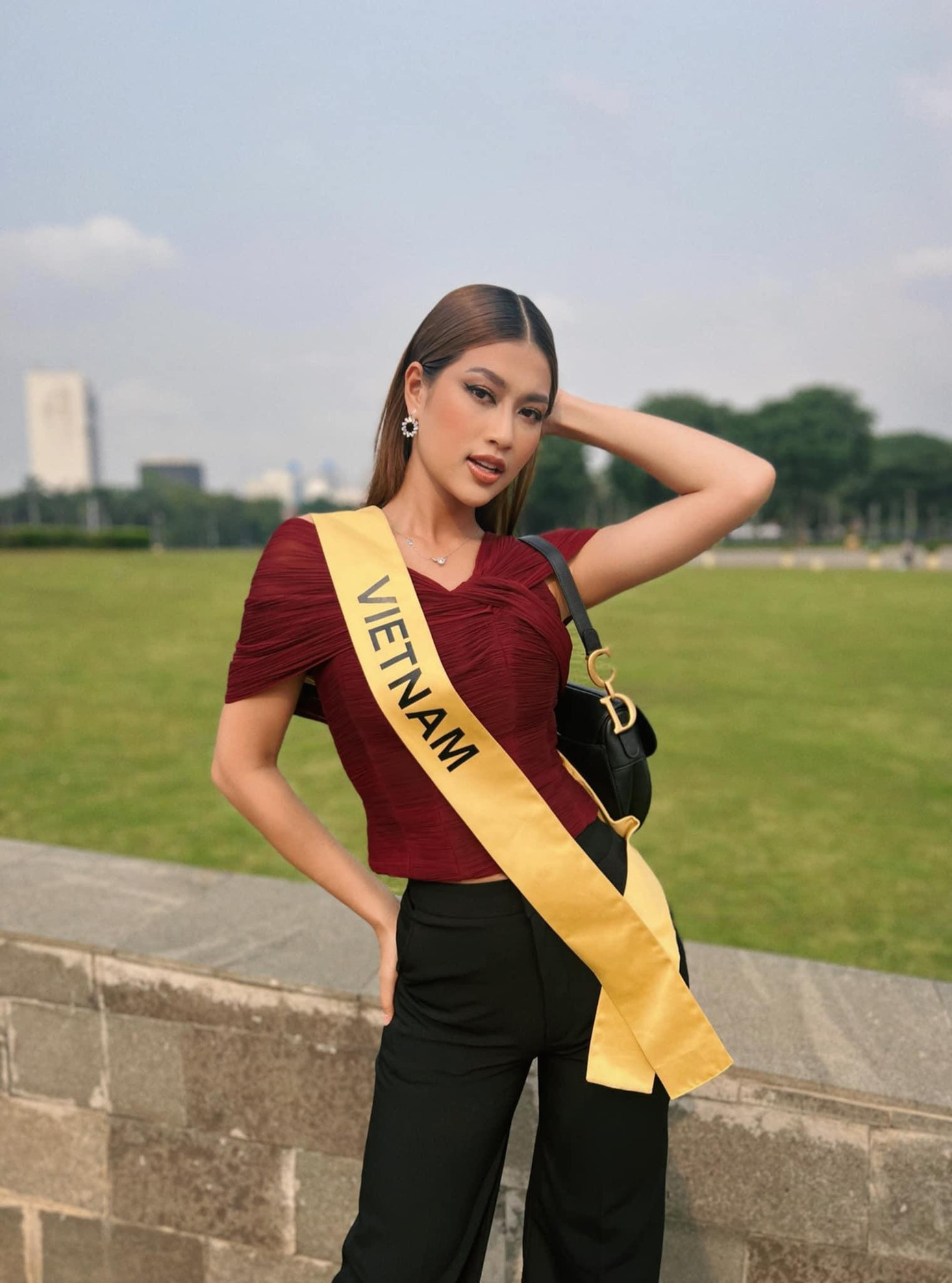 So với mặt bằng chung thí sinh Miss Grand International 2022, Đoàn Thiên Ân thuộc nhóm có ngoại hình, chiều cao nổi bật (1,75 m).