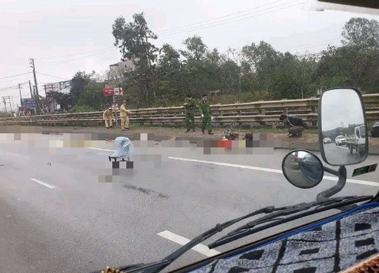 Hiện trường nơi phát hiện thi thể người phụ nữ không còn nguyên vẹn.