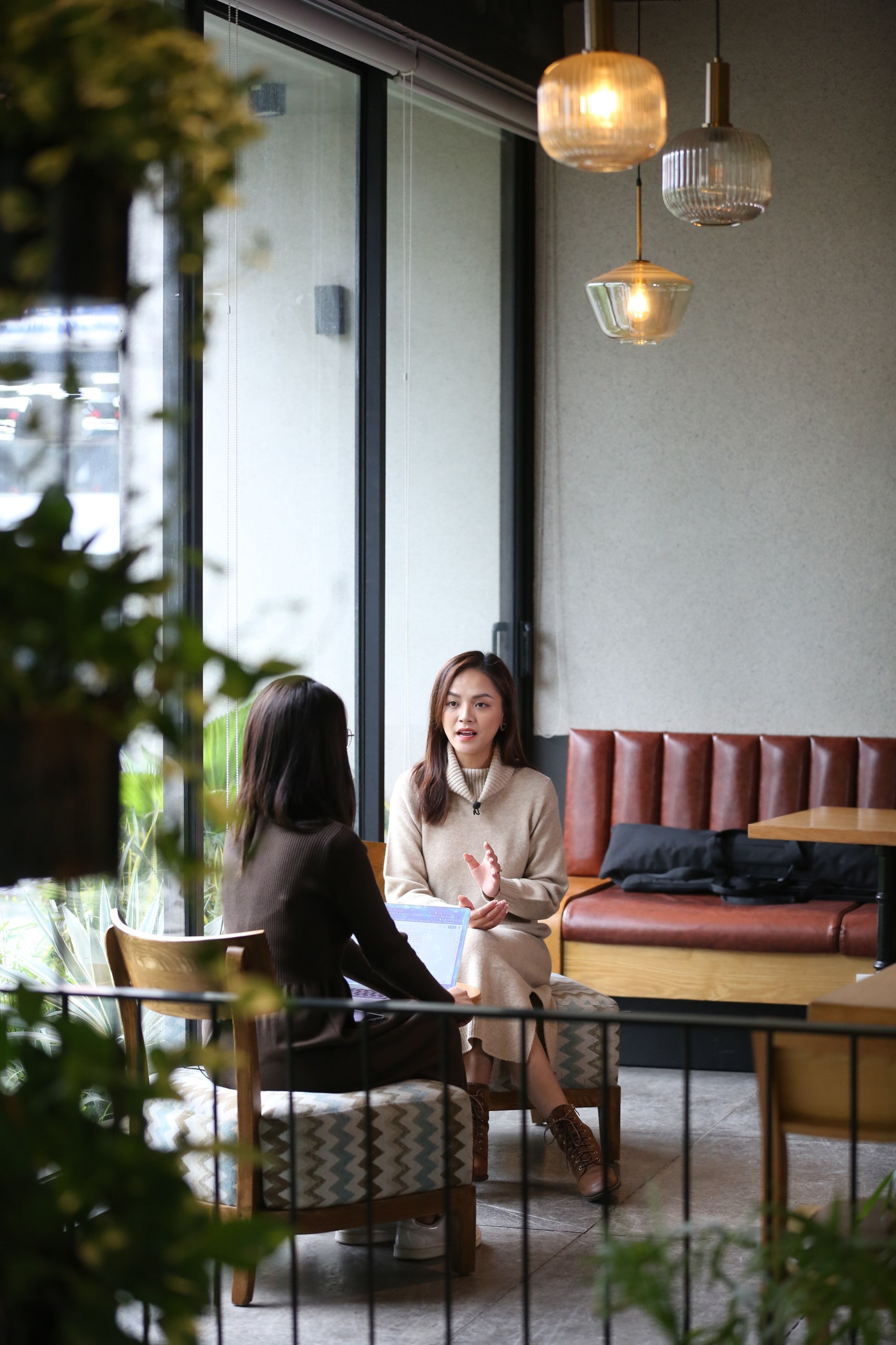 Nhìn lại quãng đường kể từ vai diễn Trang trong Sống chung với mẹ chồng tới An Nguyệt của Hành trình công lý, Thu Quỳnh mỉm cười về những gì đã trải qua. Nữ diễn viên hiểu bản thân muốn gì, thế mạnh là gì, cần phát huy ở điểm nào và khắc phục những điều chưa tốt ra sao. Thu Quỳnh cũng định nghĩa được khái niệm "Hạnh phúc" cho riêng mình. Trong năm 2023, nữ diễn viên đặt mục tiêu đơn giản nhưng nhiều năm qua cô chưa làm được, đó là cùng cả gia đình du lịch ở một nơi xa.