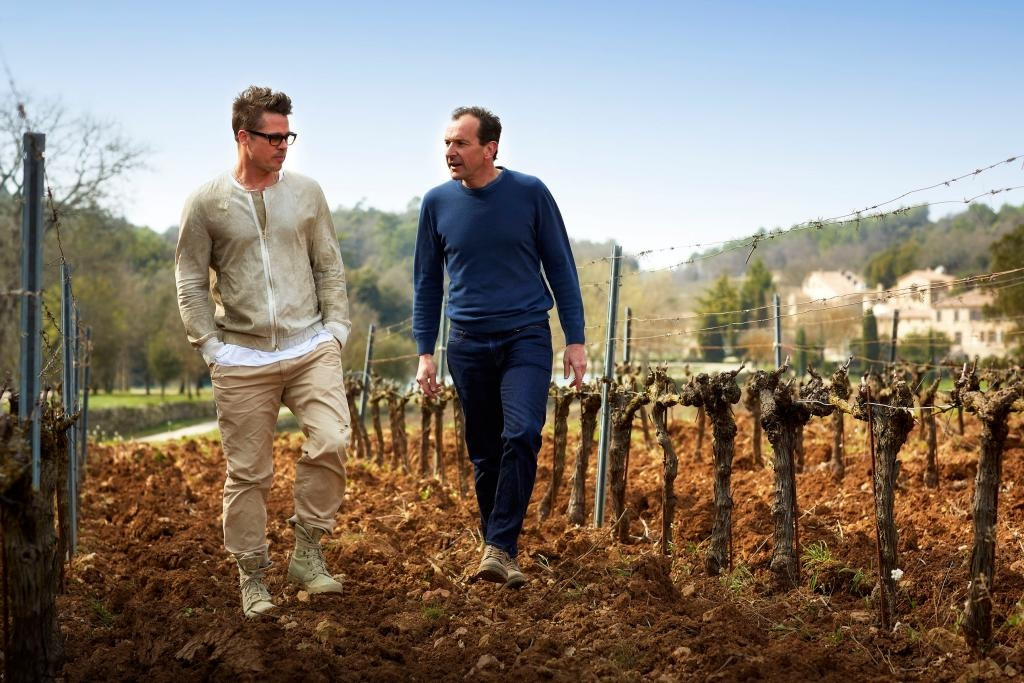 Brad Pitt bị các con quay lưng nhưng lại chiếm được lợi thế trong cuộc chiến pháp lý về tài sản. Ảnh: Mega.