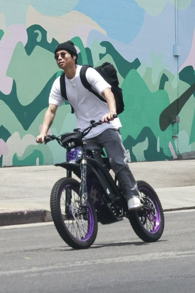 Pax Thiên trong lần xuất hiện vào tháng 5. Pax Thiên trong lần xuất hiện vào tháng 5.