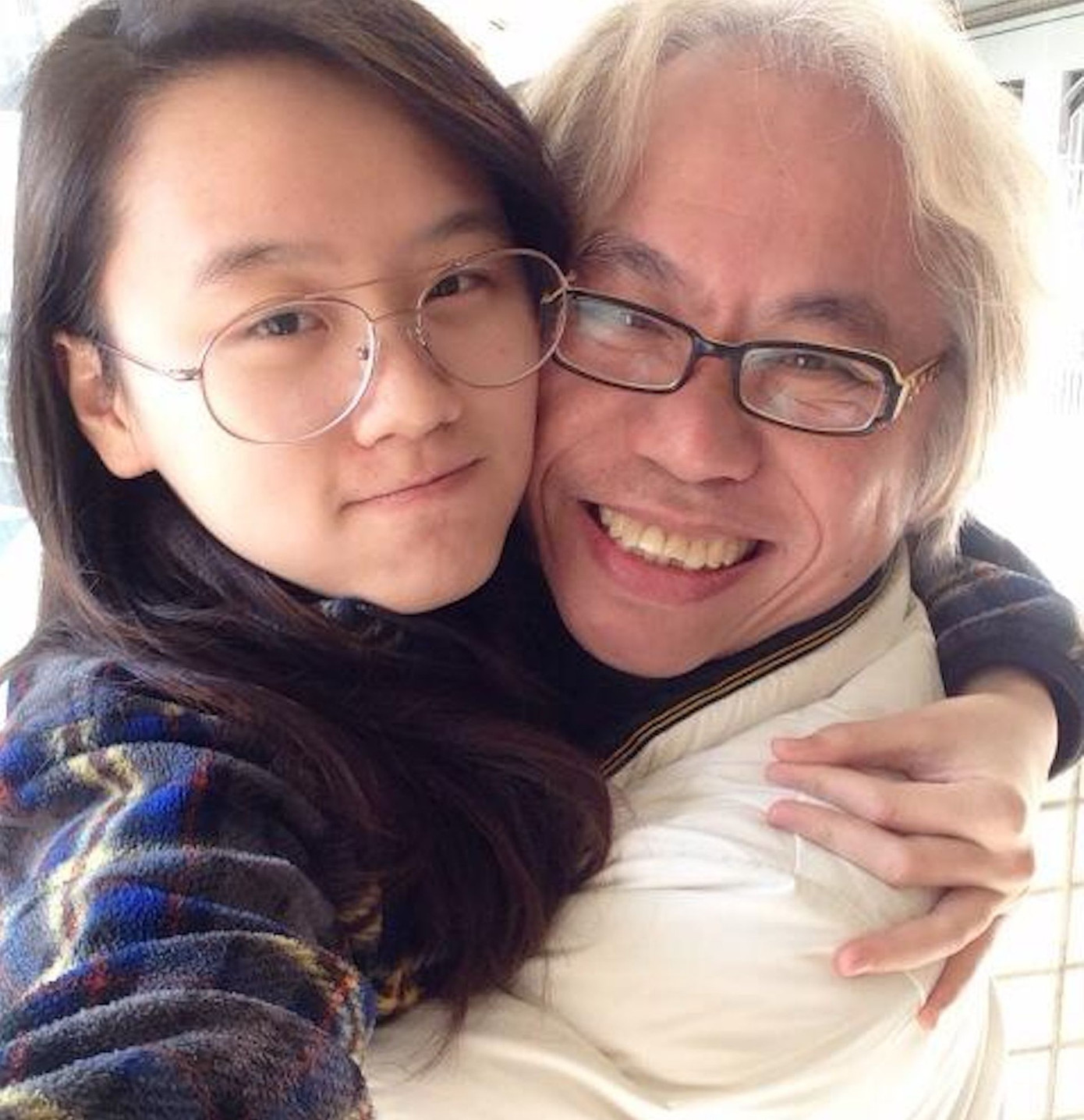 Lâm Tĩnh Ân khốn đốn sau khi nhạc sĩ Lý Khôn Thành qua đời. Lâm Tĩnh Ân khốn đốn sau khi nhạc sĩ Lý Khôn Thành qua đời.