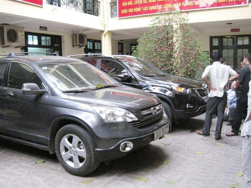 Xe dùng truy sát nhau bị thu giữ tại CQ công an