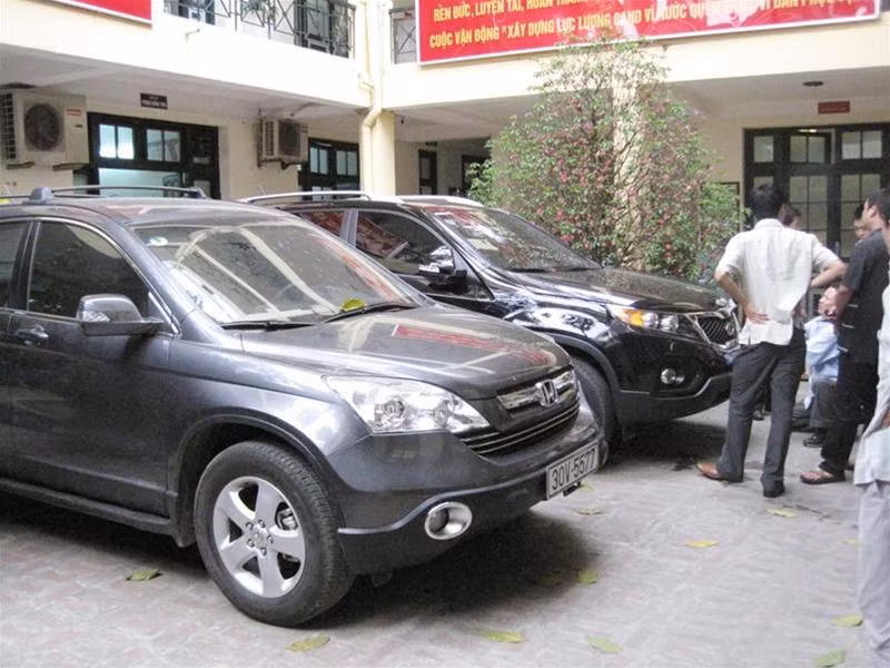 Xe dùng truy sát nhau bị thu giữ tại CQ công an